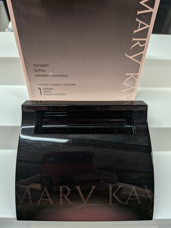 Mary Kay Other - Mary Kay Compact